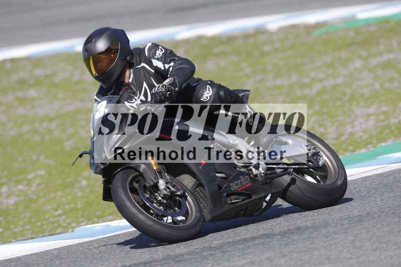 /02 28.-31.01.2025 Moto Center Thun Jerez/gruen-green/83